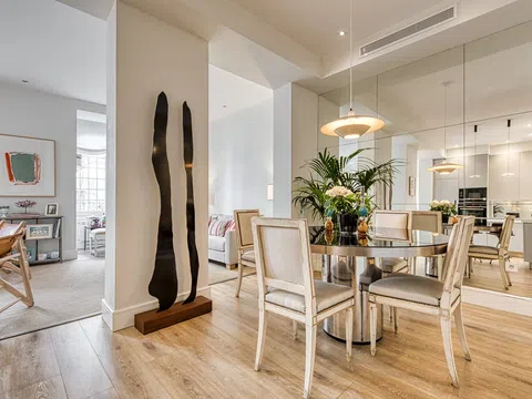 Flat in calle de Manuel Cortina - Photo 10