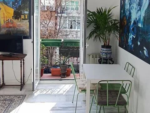 Flat in calle de Lérida, 89 - Photo 2