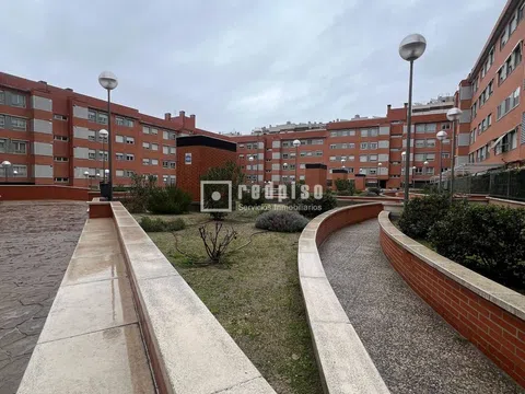 Flat in calle de Alto de la Sartenilla - Photo 2