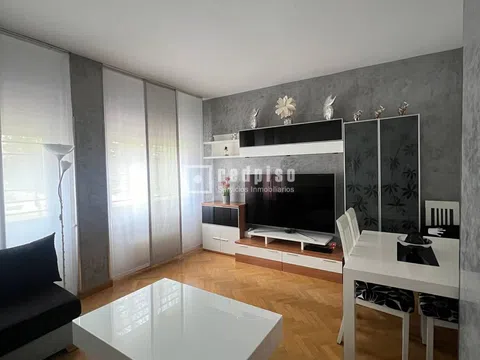Flat in calle de Alto de la Sartenilla - Photo 3