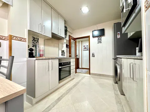 Flat in calle de Juan Pradillo - Photo 6