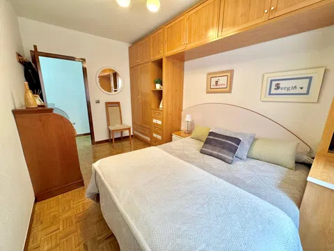 Flat in calle de Juan Pradillo - Photo 9