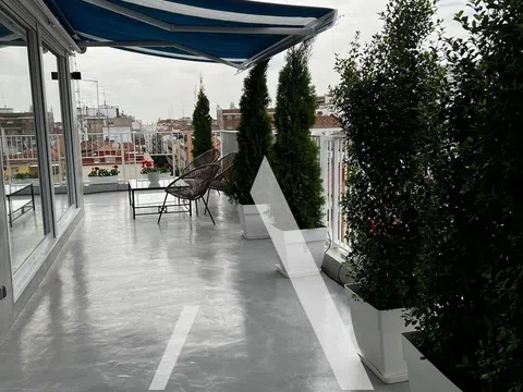 Penthouse in calle de Martín de los Heros - Photo 14