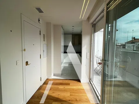 Penthouse in calle de Martín de los Heros - Photo 16