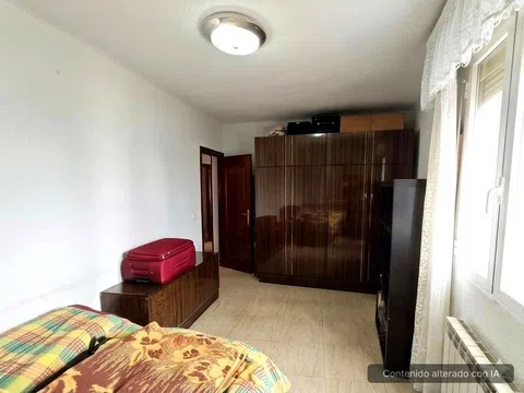 Flat in calle de Álava - Photo 11