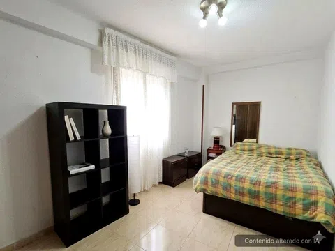 Flat in calle de Álava - Photo 9
