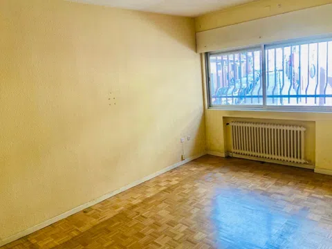 Flat in calle de La Solana de Opañel - Photo 11