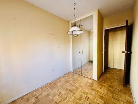 Flat in calle de La Solana de Opañel - Photo 15