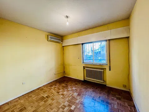 Flat in calle de La Solana de Opañel - Photo 16