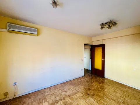 Flat in calle de La Solana de Opañel - Photo 7