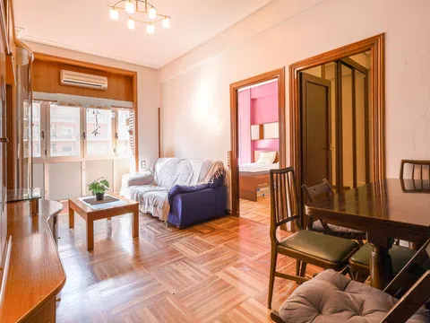Flat in calle del Ferrocarril - Photo 2