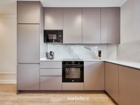 Flat in calle del Alcalde Sainz de Baranda - Photo 10