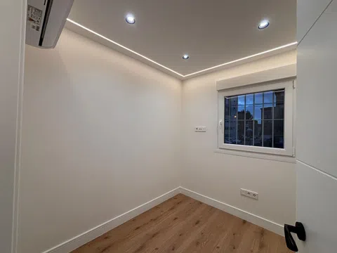 Flat in calle de Valle Inclán - Photo 14
