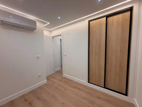 Flat in calle de Valle Inclán - Photo 19