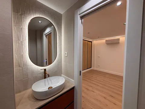 Flat in calle de Valle Inclán - Photo 20