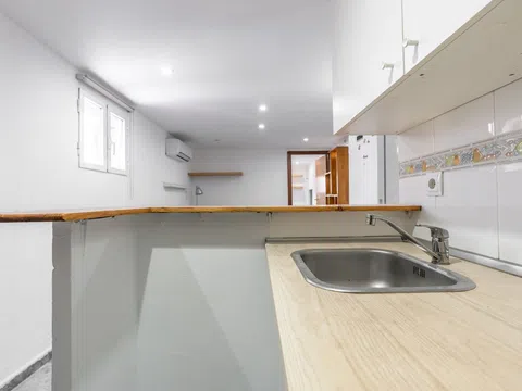 Flat in calle del Humilladero - Photo 9