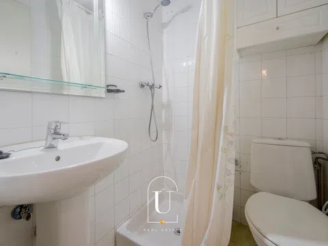 Flat in calle de Andrés Borrego - Photo 12