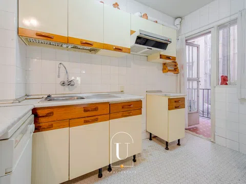 Flat in calle de Andrés Borrego - Photo 14