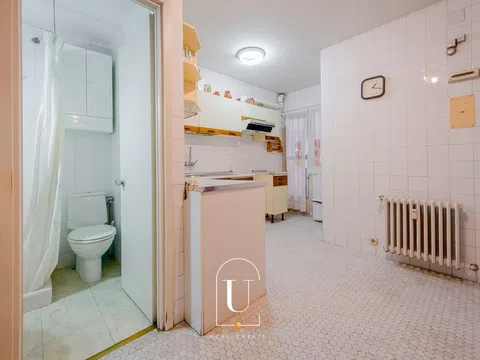 Flat in calle de Andrés Borrego - Photo 15