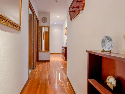 Flat in calle de Andrés Borrego - Photo 18