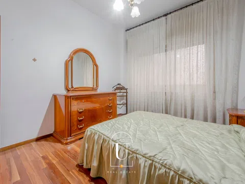 Flat in calle de Andrés Borrego - Photo 5