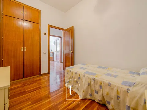 Flat in calle de Andrés Borrego - Photo 8