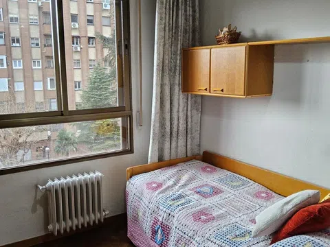 Flat in CL Santiago De Compostela - Photo 15