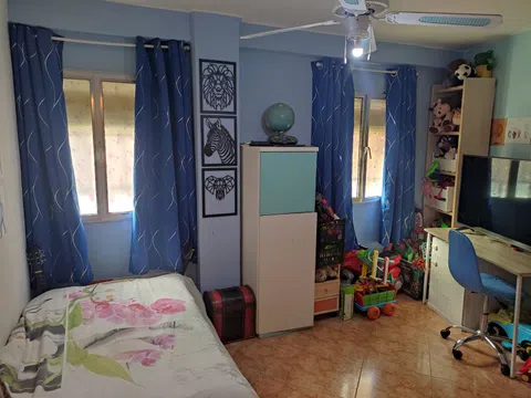 Flat in calle de Eugenia de Montijo, 80 - Photo 2