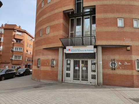 Flat in calle de Eugenia de Montijo, 80 - Photo 13