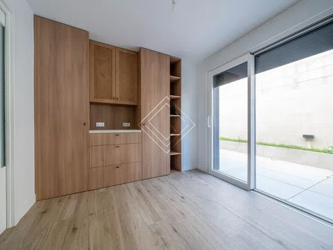 Semi-detached house - Photo 13