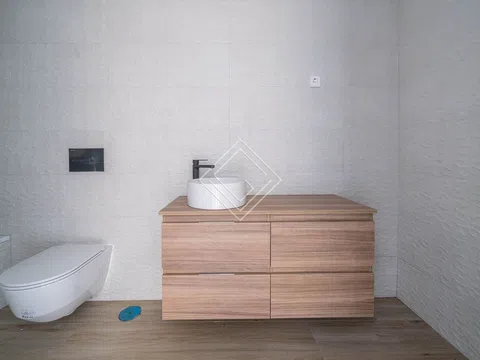Semi-detached house - Photo 16