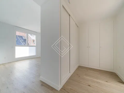Semi-detached house - Photo 18