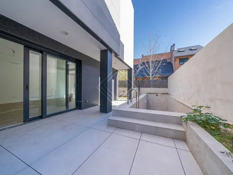 Semi-detached house - Photo 6