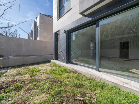 Semi-detached house - Photo 7