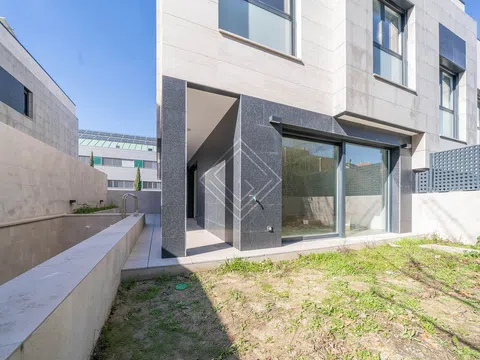 Semi-detached house - Photo 9
