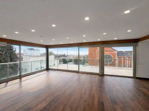 Penthouse in calle del Genil - Photo 2