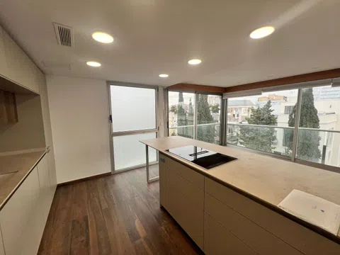 Penthouse in calle del Genil - Photo 6