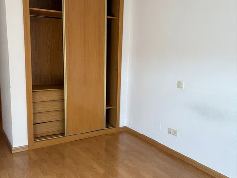 Flat in calle del Alcalde Redondo Aceña - Photo 11
