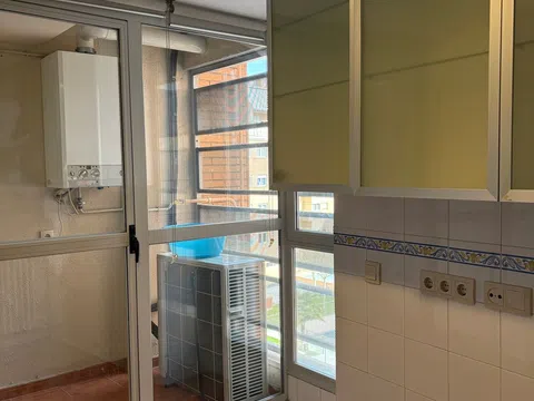 Flat in calle del Alcalde Redondo Aceña - Photo 7