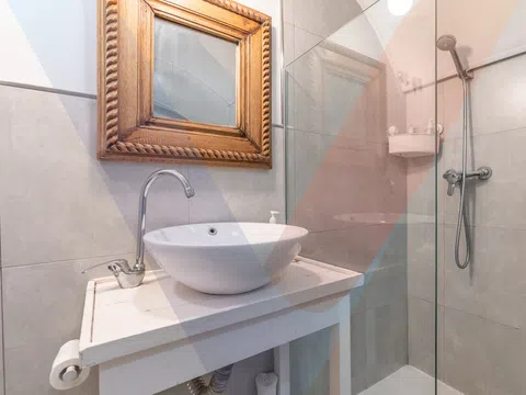 Flat in calle de la Escuadra - Photo 18