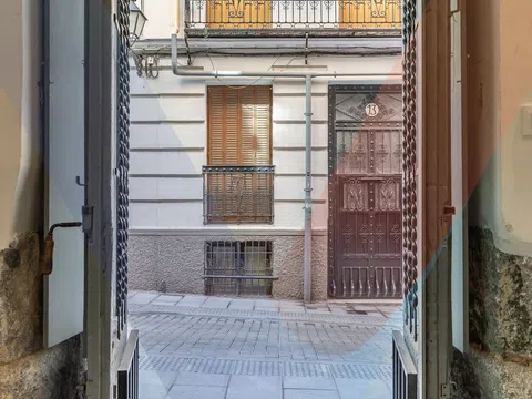 Flat in calle de la Escuadra - Photo 5