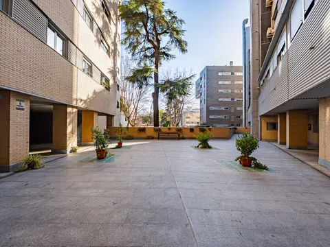Flat in calle del Concejal Benito Martín Lozano - Photo 1