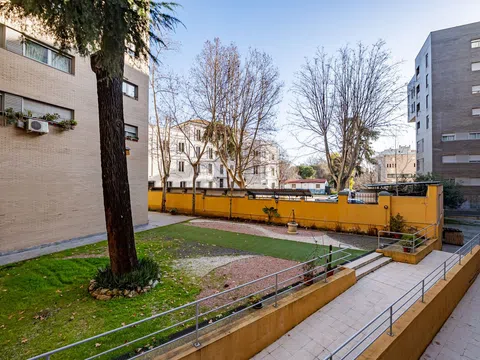Flat in calle del Concejal Benito Martín Lozano - Photo 2