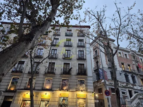 Flat in calle de la Ribera de Curtidores - Photo 2