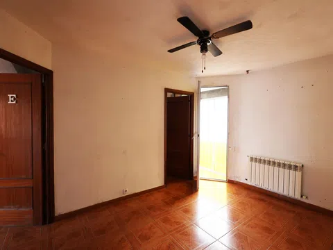 Flat - Photo 2