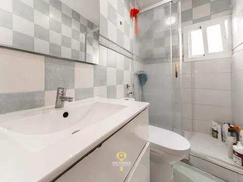 Flat in calle Sierra Molina - Photo 17