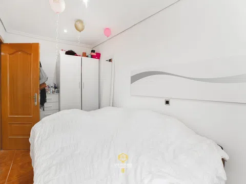 Flat in calle Sierra Molina - Photo 9