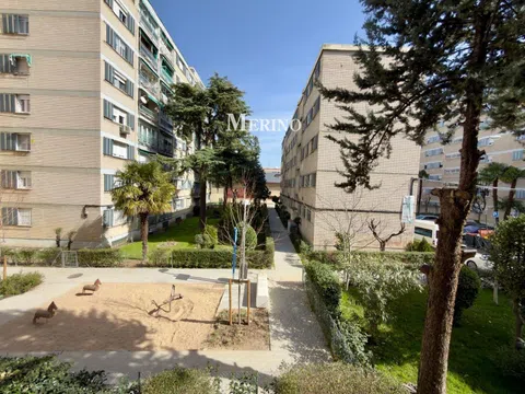 Flat in calle del Mirlo - Photo 9