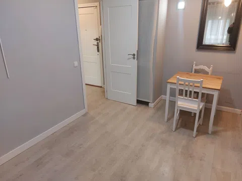 Flat in calle de Valverde - Photo 4