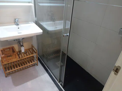 Flat in calle de Valverde - Photo 10